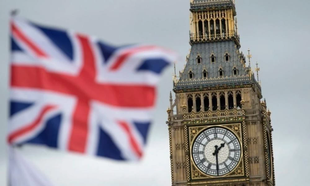 Βρετανία: Αναστολή πληρωμών στα δάνεια και σε χρηματοδοτήσεις